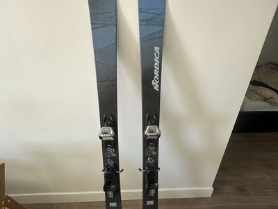 Nordica Unleashed 98 Demo Ski With Bindings