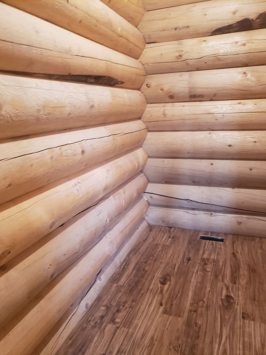 Main image 12