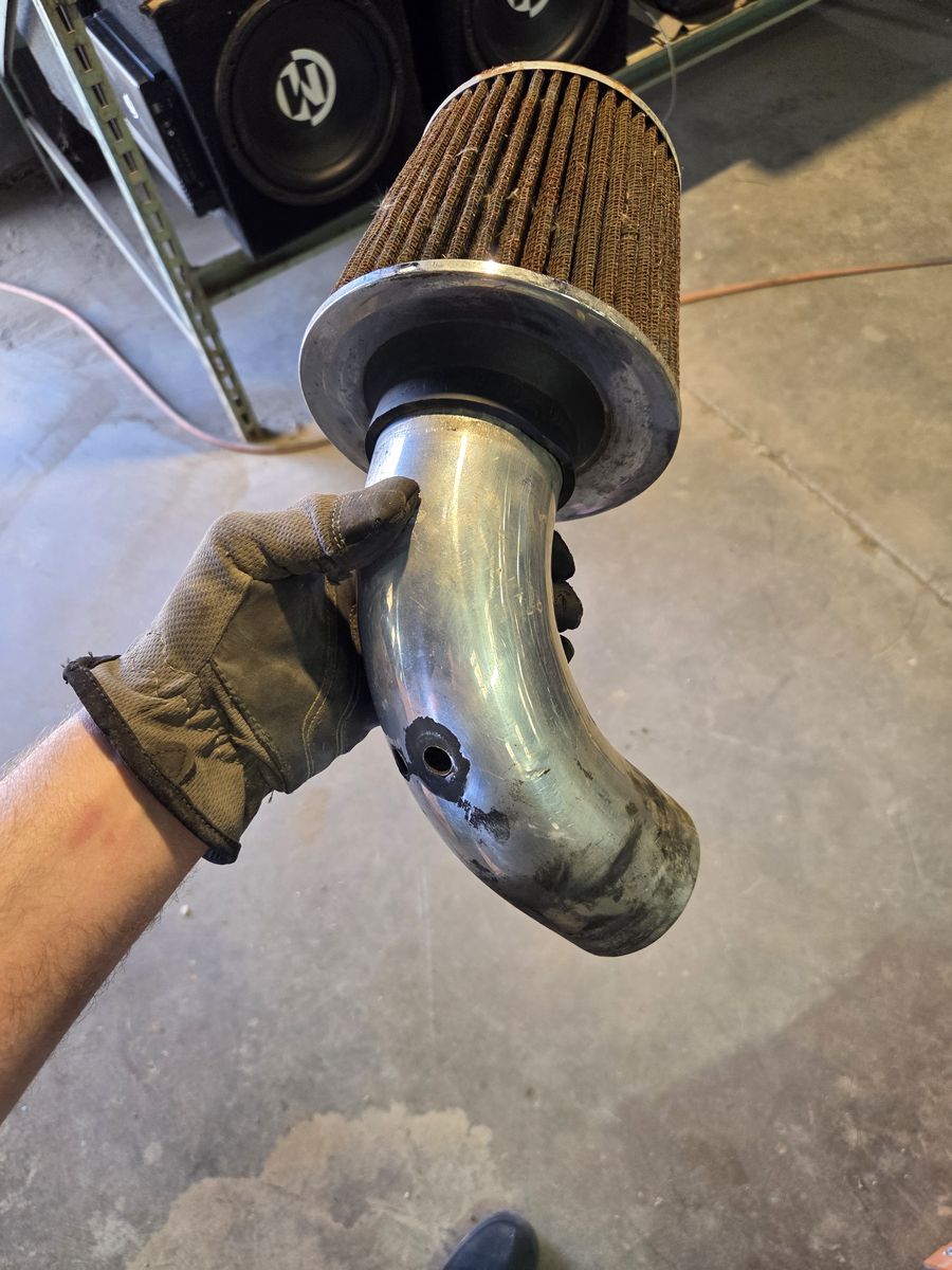 Unviseral cold air intake