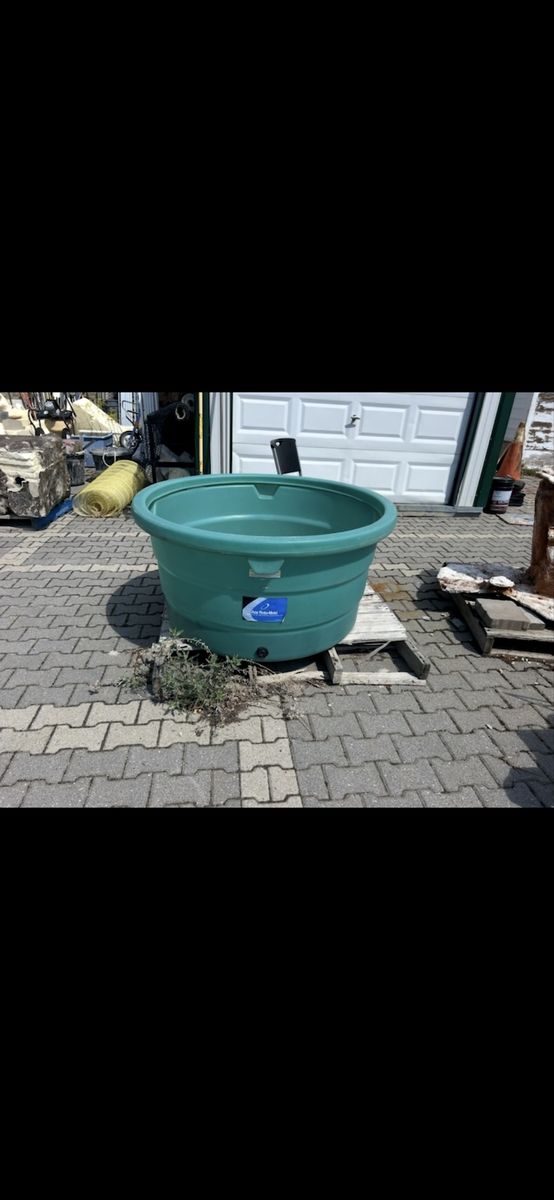 Large Green Plastic Round Stock Tank / Water Container
