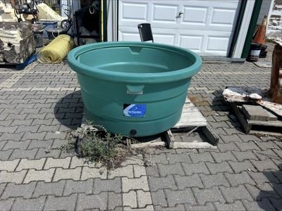 Large Green Plastic Round Stock Tank / Water Container