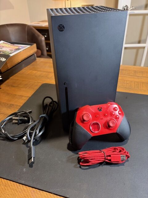 Xbox Series X Game Console (4K 120 FPS 1 TB SSD)