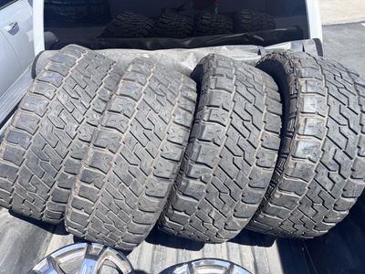 Set Of 4 Mickey Thompson Baja Legend Exp Tires