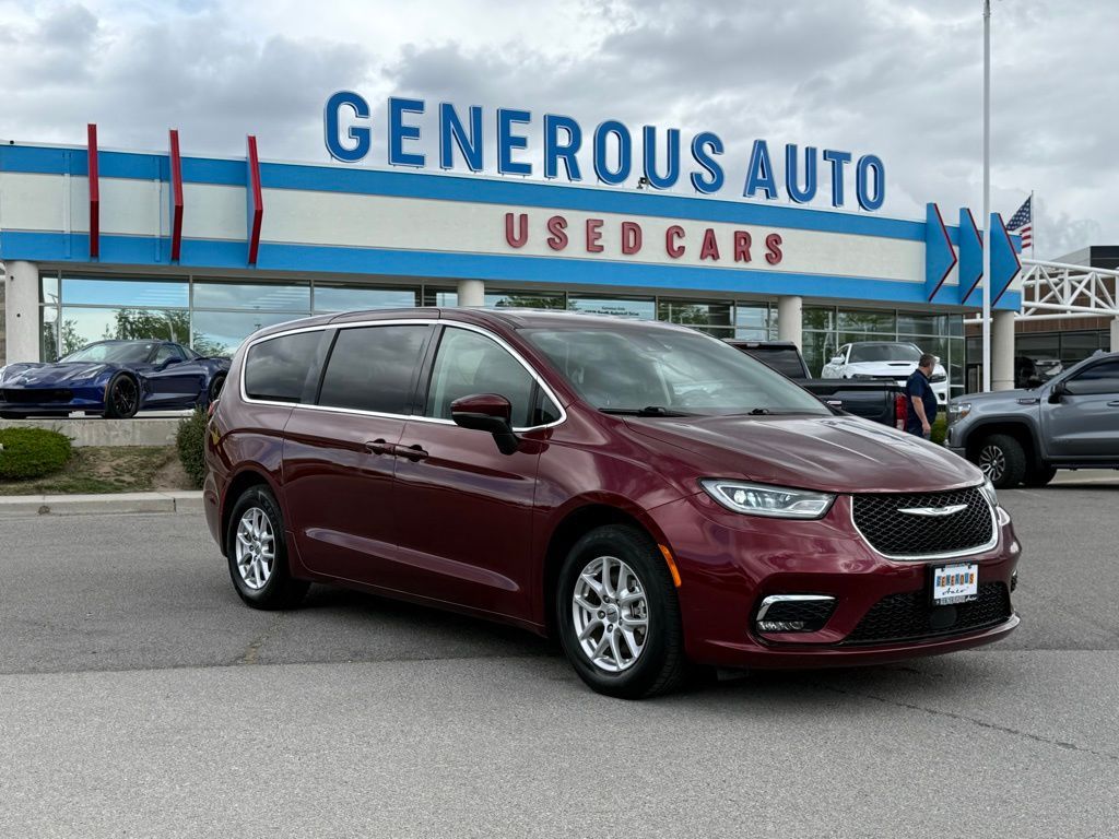 2023 Chrysler Pacifica Touring L