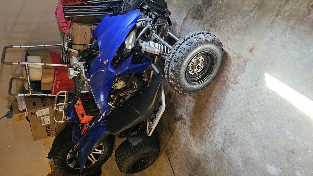 2004 Yamaha yfz450 with paddles.