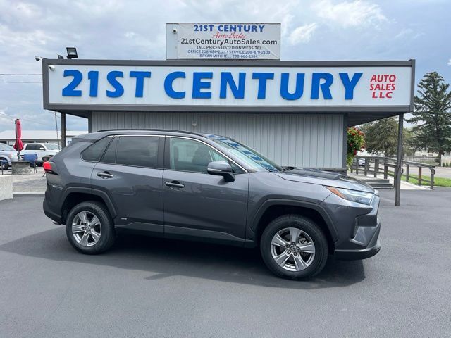 2024 Toyota RAV4 LE