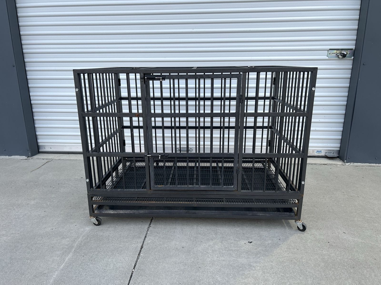 Xl Heavy Duty Dog Crate