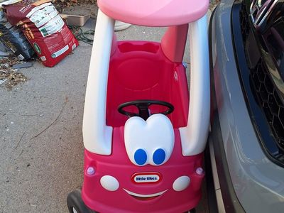 Little Tikes Coupe Car
