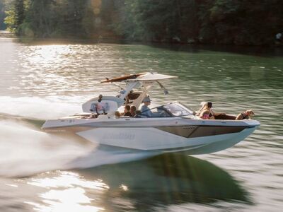 2025 Malibu Boats 23 LSV