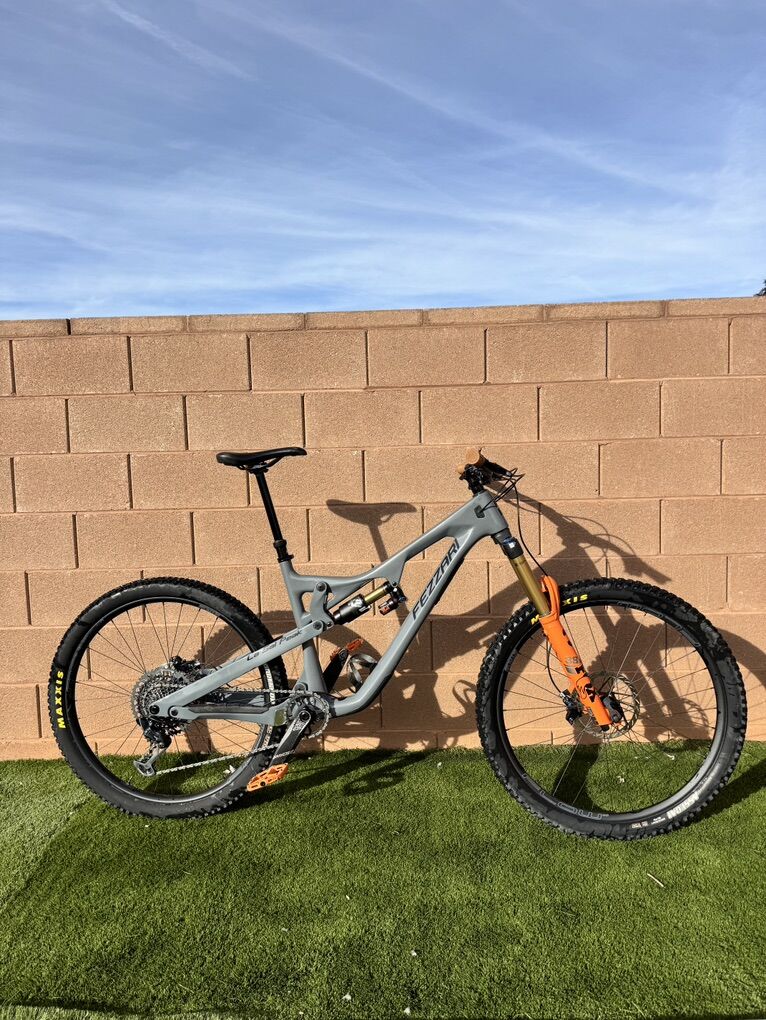 2022 Fezzari La Sal Peak 2.0 - Size XL