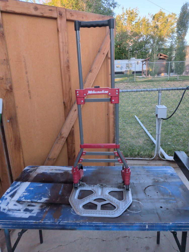 Milwaukee hand cart