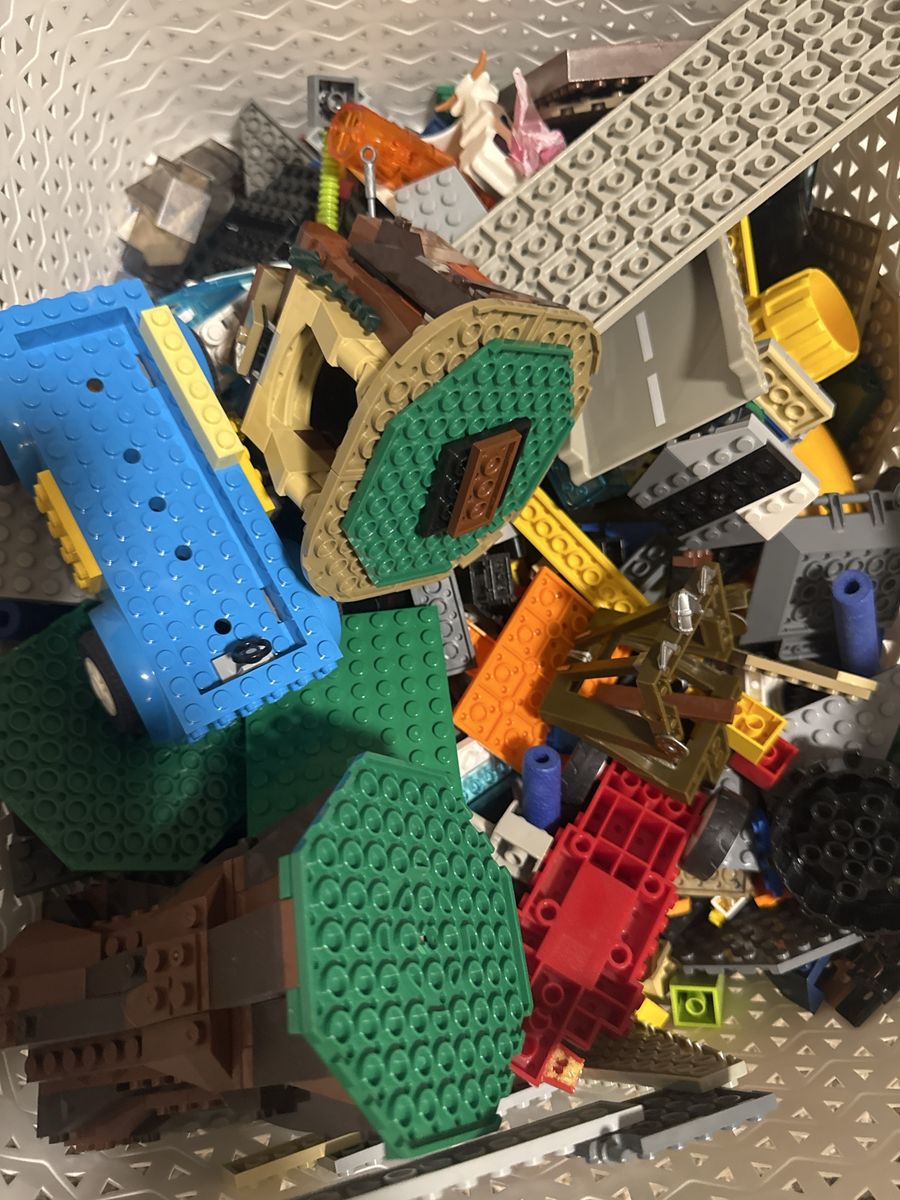 Main image 3