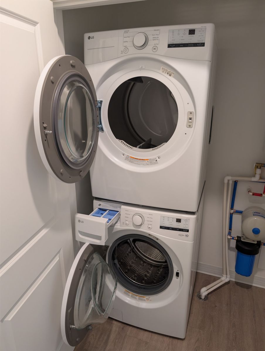 LG Front Load Washer Dryer (stack kit included)