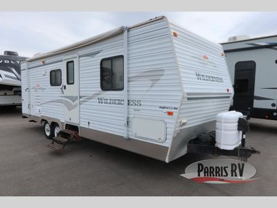 Used 2004 Fleetwood RV Wilderness 270FQS