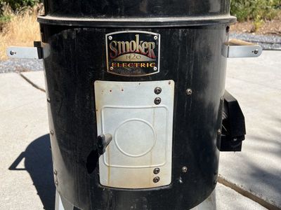 Smoker H2O Electric Smoker with Wood Chips & Cures - Used Electric Smoker for Outdoor Cooking