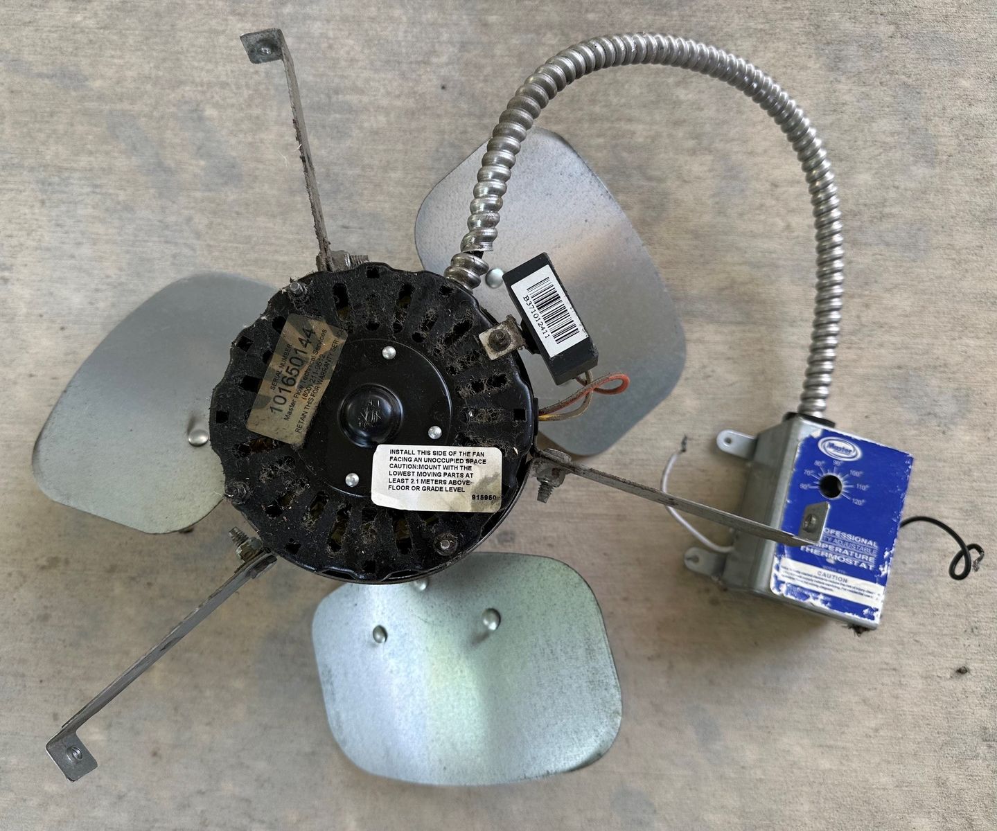 Master Flow attic fan with working motor