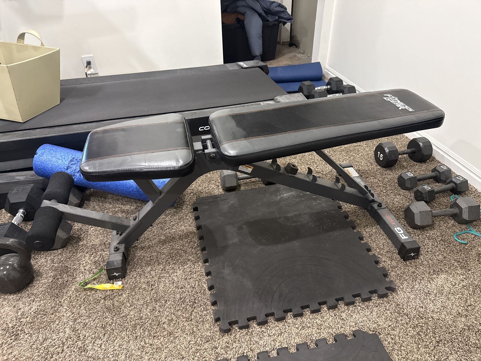 Weight Bench