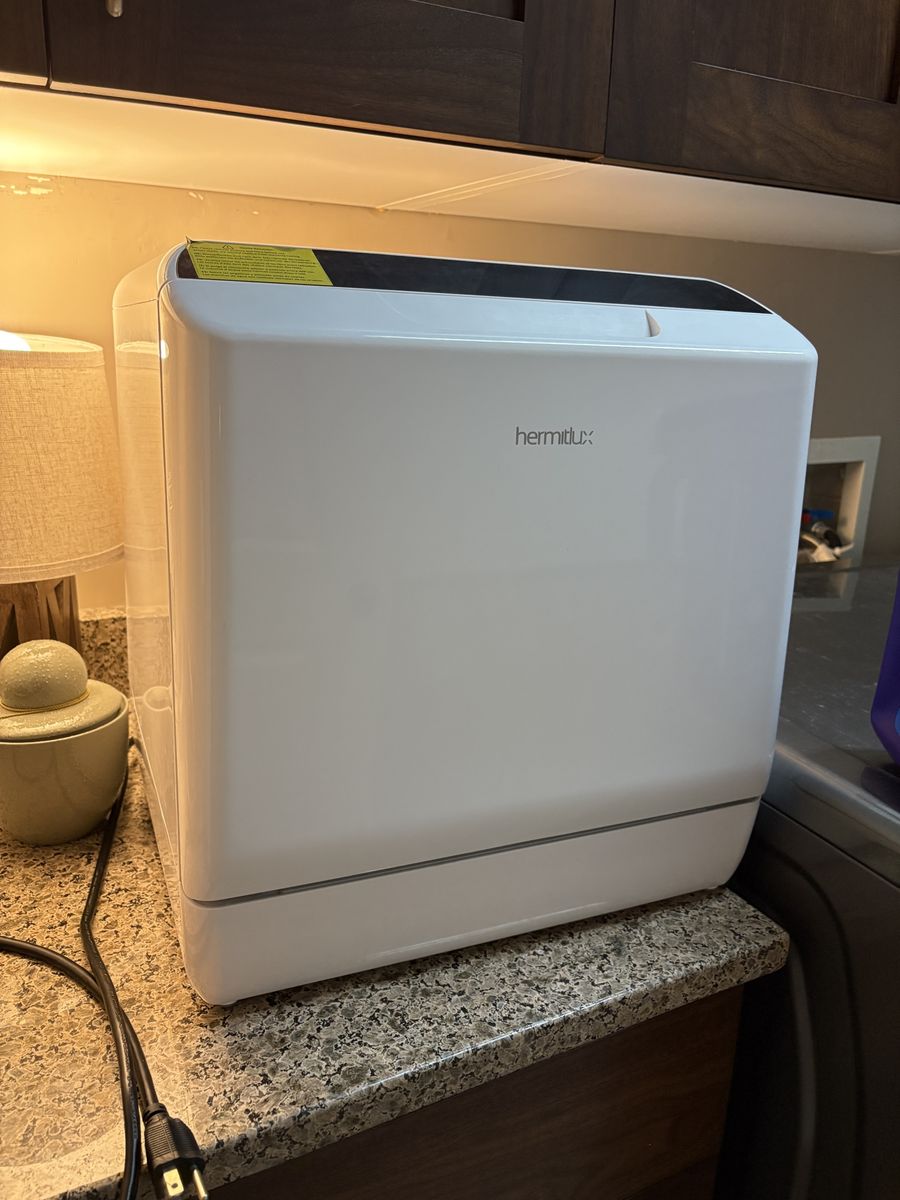 Countertop Dishwasher with 5-Liter Built-in Water Tank for Apartments & RVs