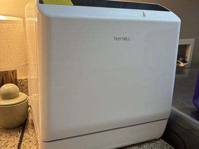 Countertop Dishwasher with 5-Liter Built-in Water Tank for Apartments & RVs