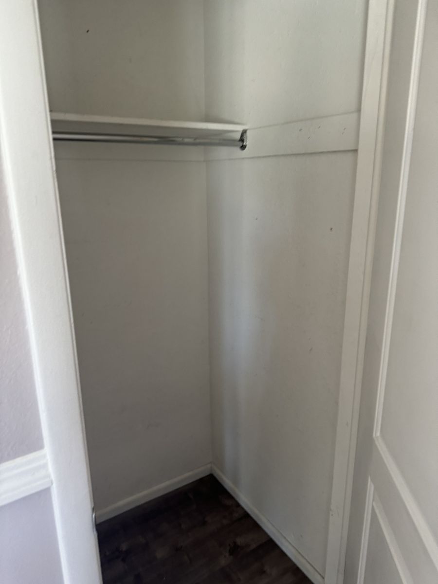 Main image 17