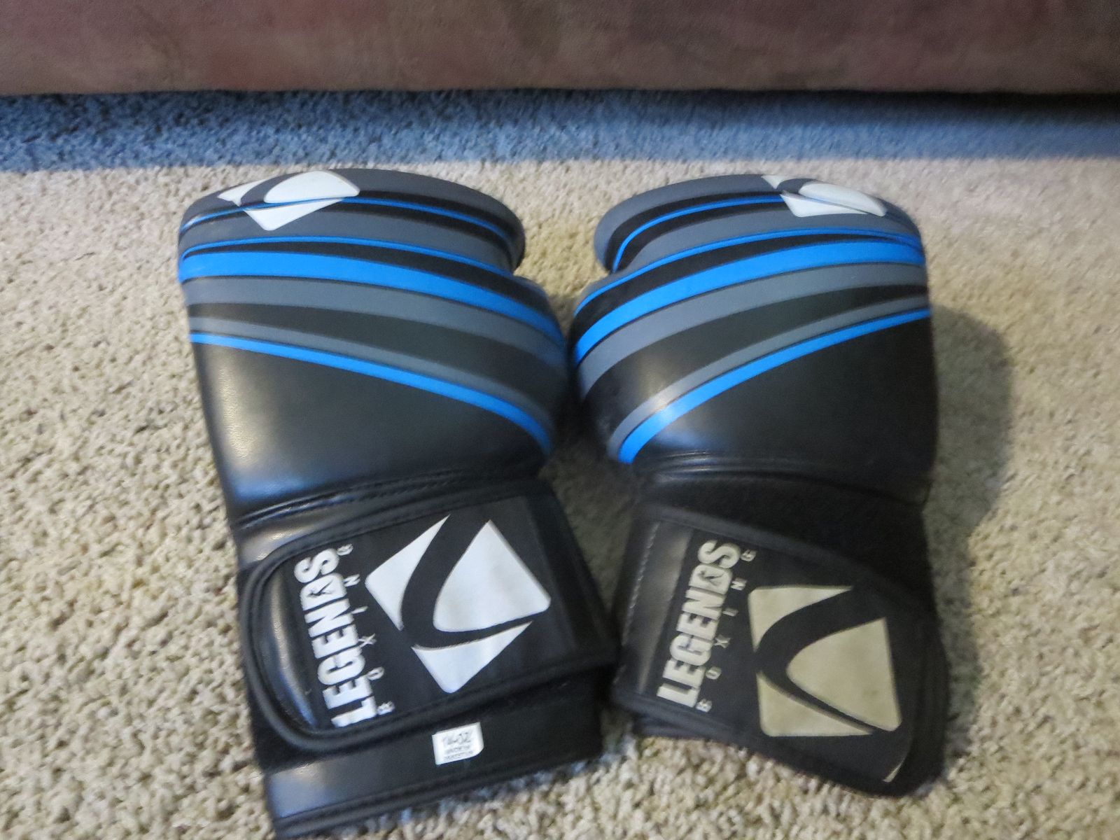 Legends boxing gloves 14 oz