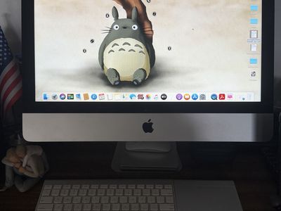 Apple iMac 21.5-inch Desktop Computer - Used with Keyboard and Mouse