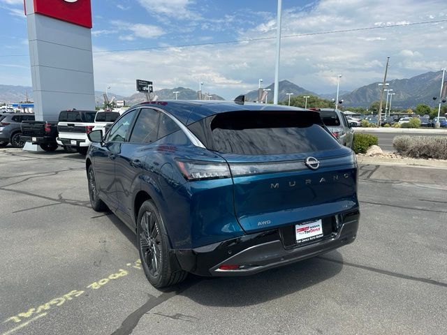 Main image 9