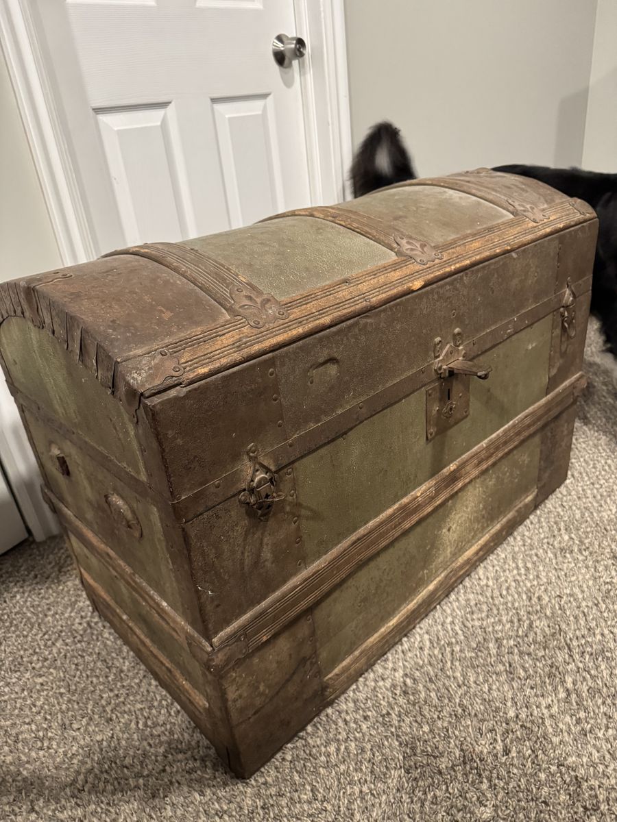 Antique Steamer Trunk Round Top