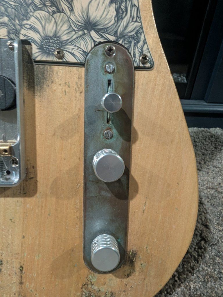 Main image 2
