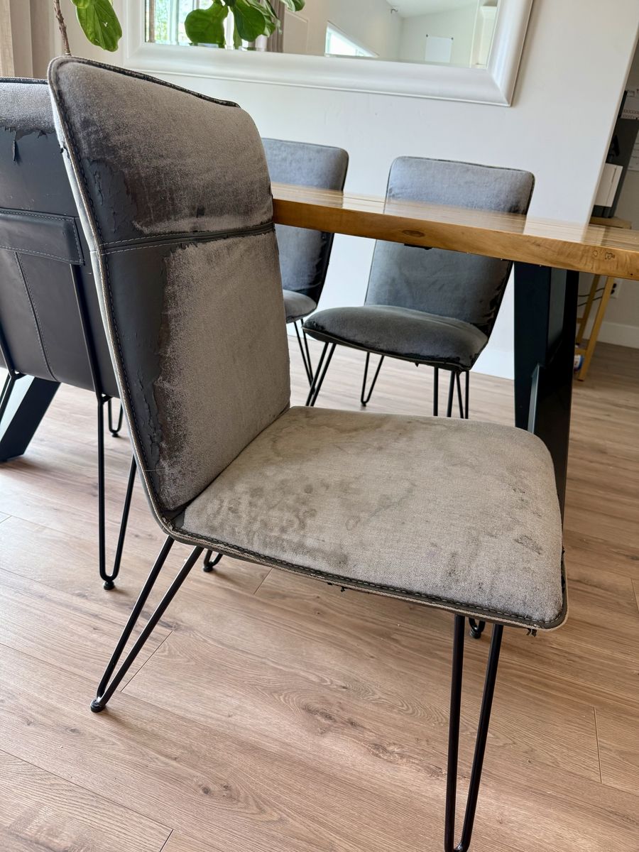 Set of Four Sturdy Dining Chairs With Hairpin Legs