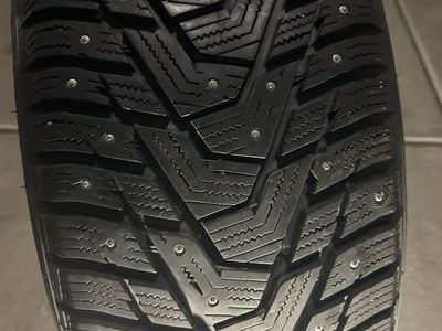 4 Tires 235/55/17 Hankok 260.00