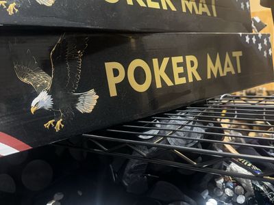 New Poker Mat with Patriotic Eagle Design - Perfect for Game Night!