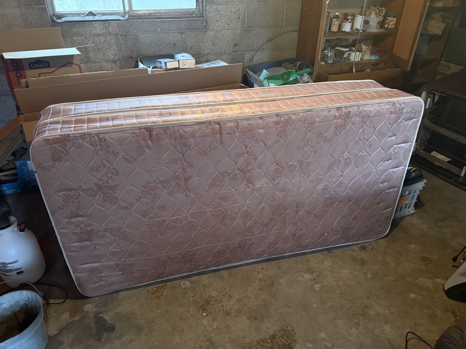 2 Twin Mattresses Sealy