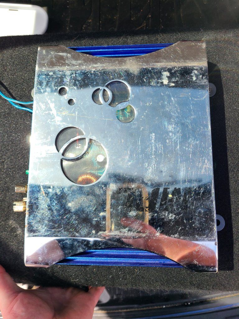 Main image 3
