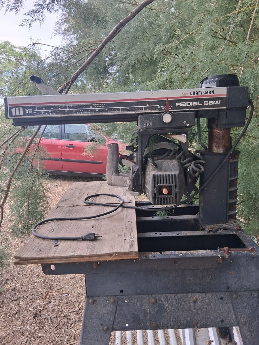 Large table saw