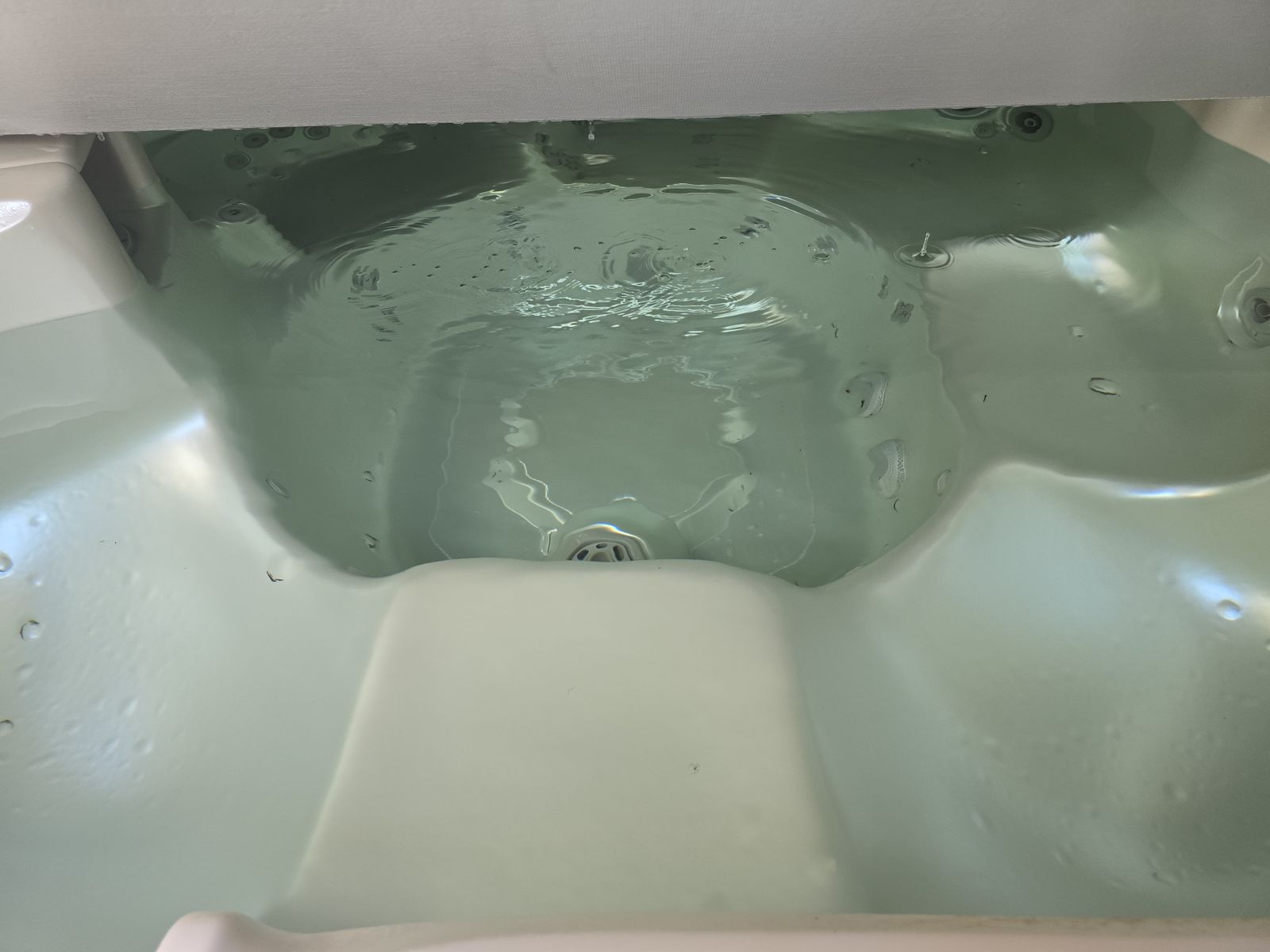 Caldera Spa Hot Tub - Fully Functional - You Move