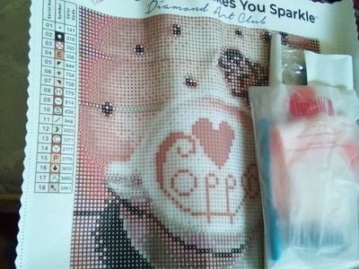 Diamond Art Club "Heart Coffee Cup" DAC-005AB1 Diamond Painting Kit, 8.7" x 8.7" (22cm x 22cm)