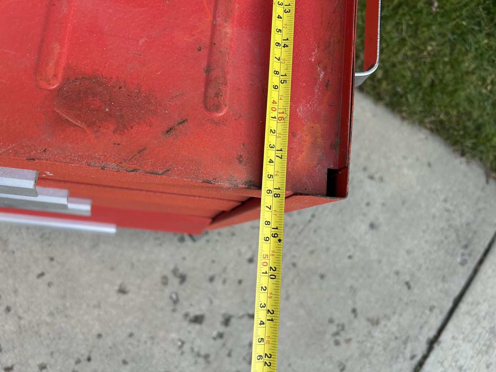 Main image 6