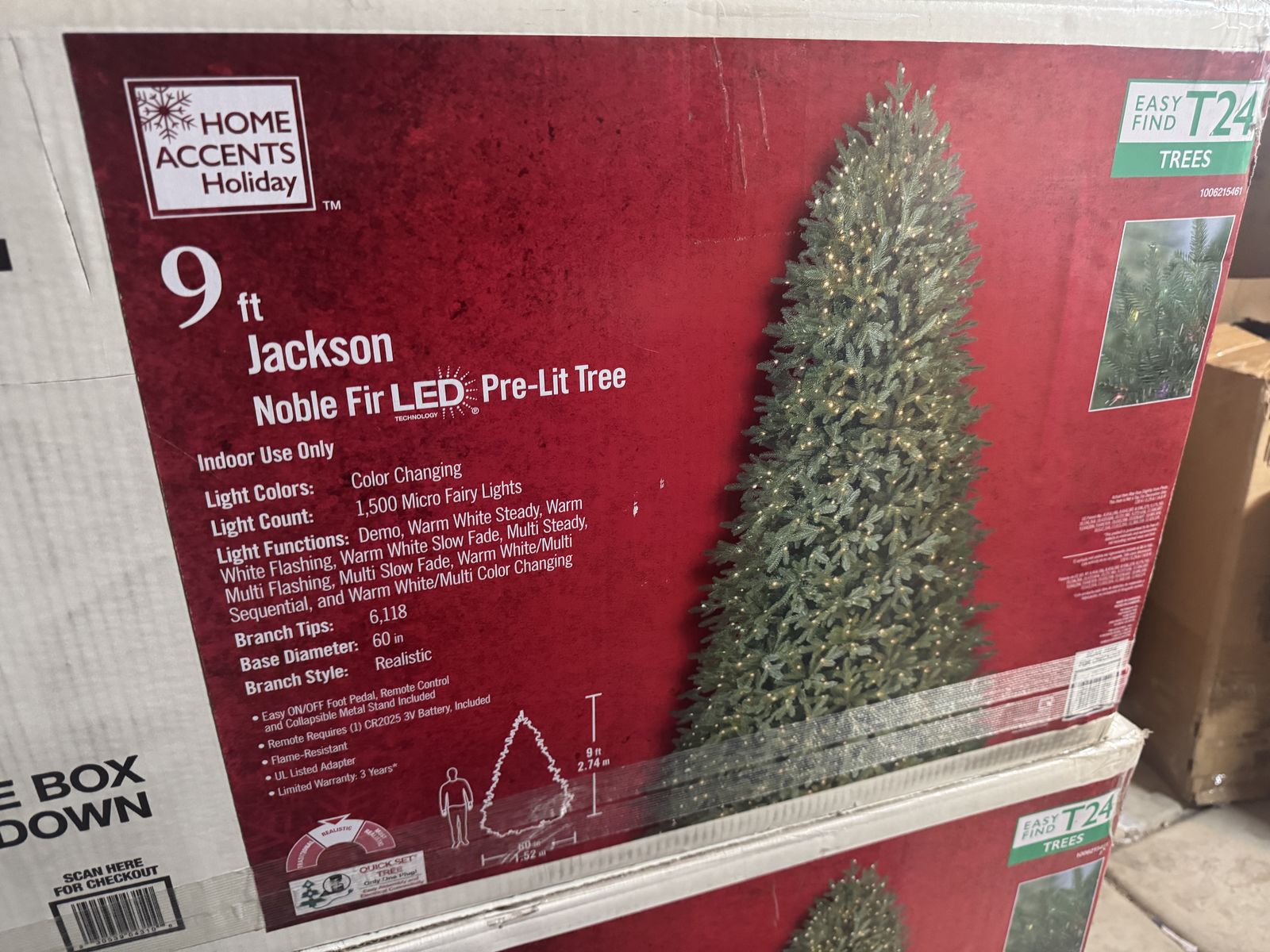 Home Accents Holiday 9 ft. Jackson Noble Fir LED Pre-Lit Artificial Christmas Tree T24