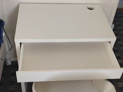 IKEA MICKE desk and chair (white)