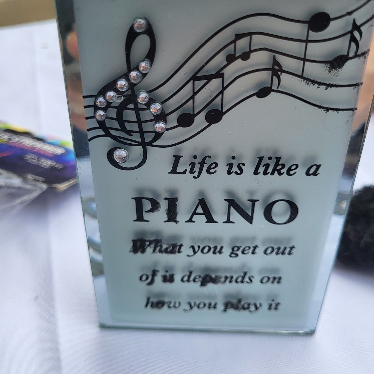 glass piano decoration sign