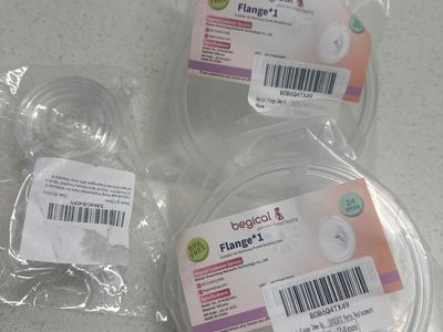 Momcozy Replacement Pump Parts Flange, Duckbill