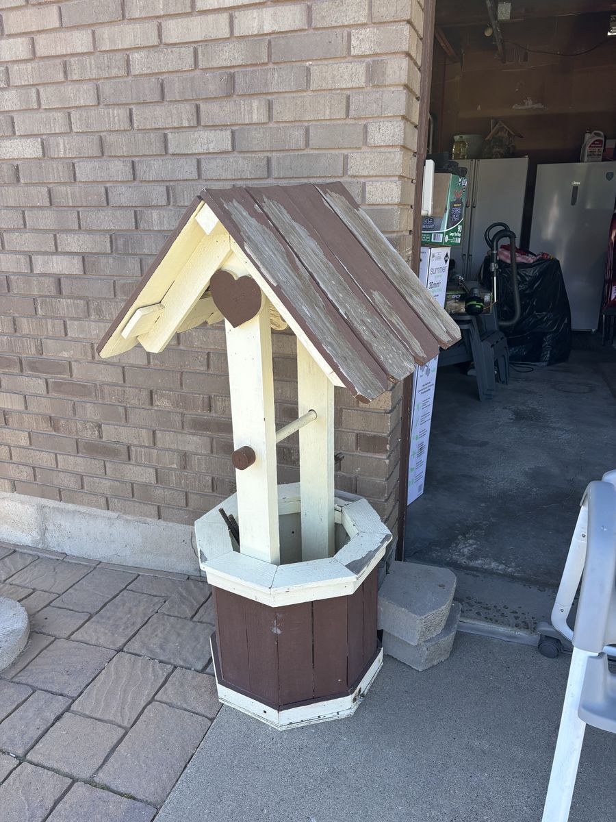 Yard decoration Wishing Well