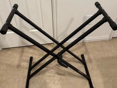 Portable / Foldable / Adjustable Heavy Duty piano / Keyboard stand