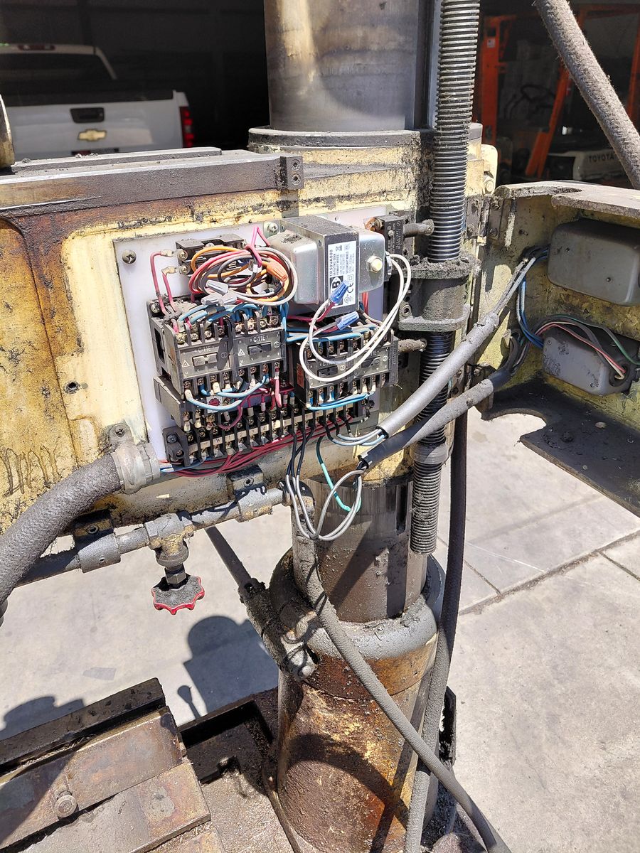Main image 6
