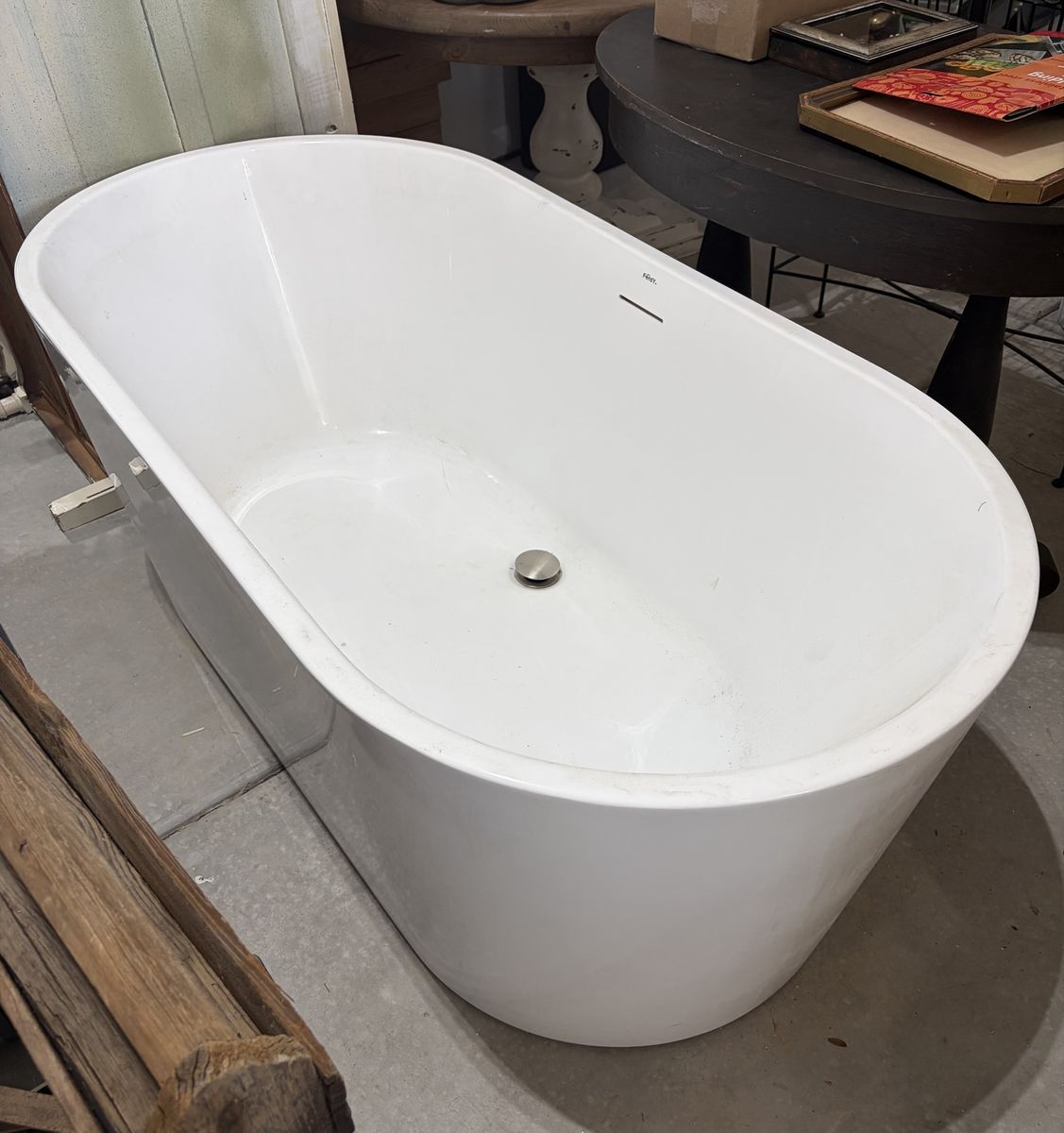 Ferdy bathtub