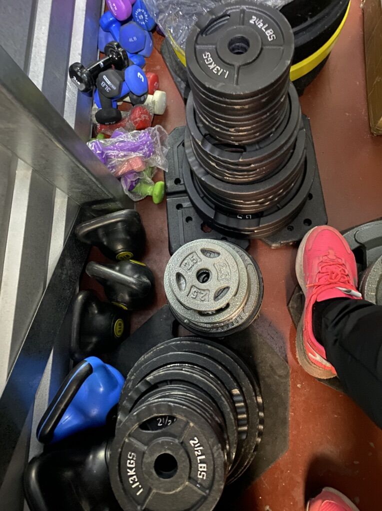 415lbs. STANDARD BARBELL WEIGHT PLATES