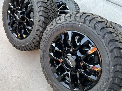 New 2026 Chevy Silverado High Country 2500 wheels