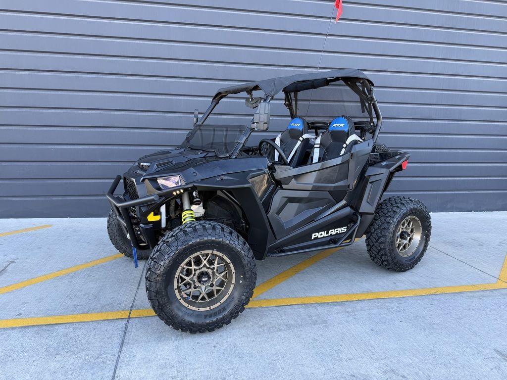 2015 Polaris® RZR® S 900 EPS Black Pearl
