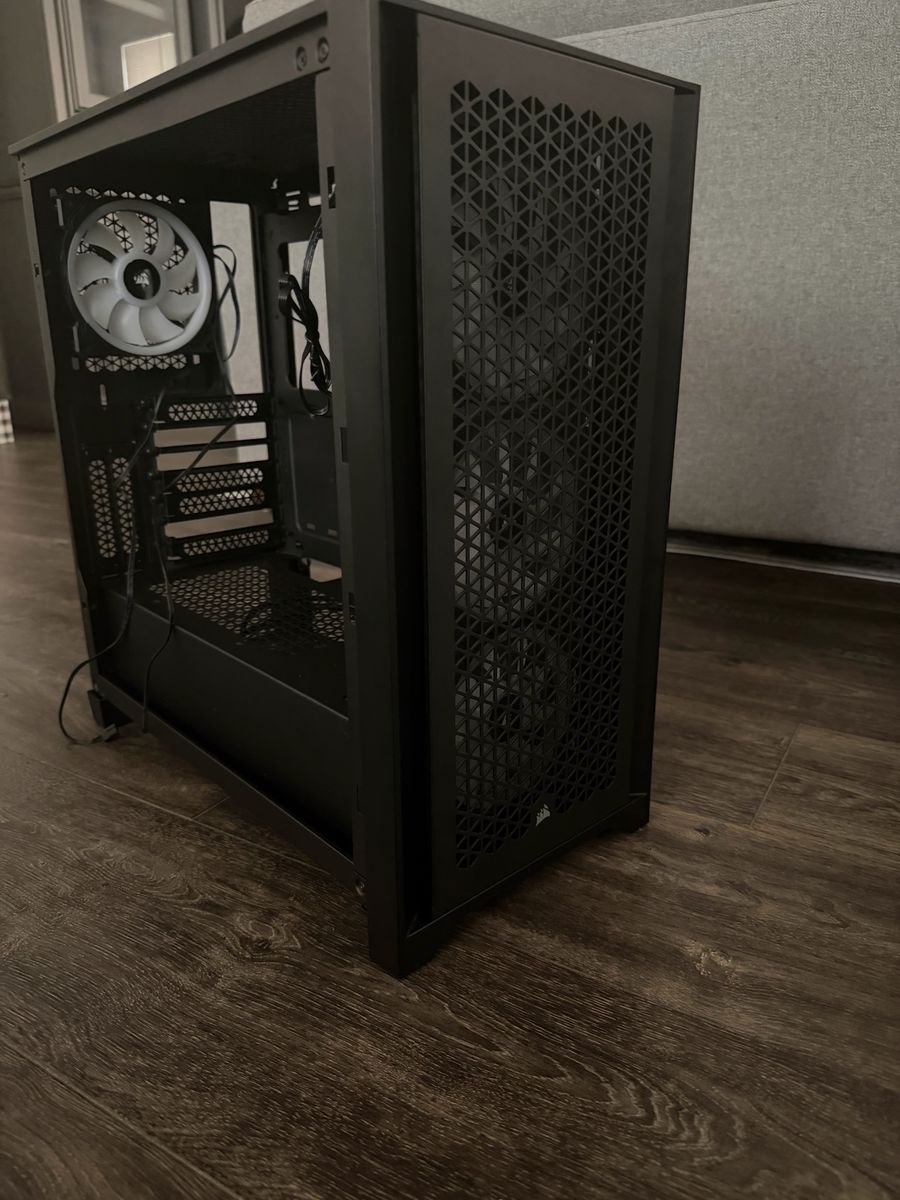 Corsair 4000d + 5 CORSAIR RGB fans OBO